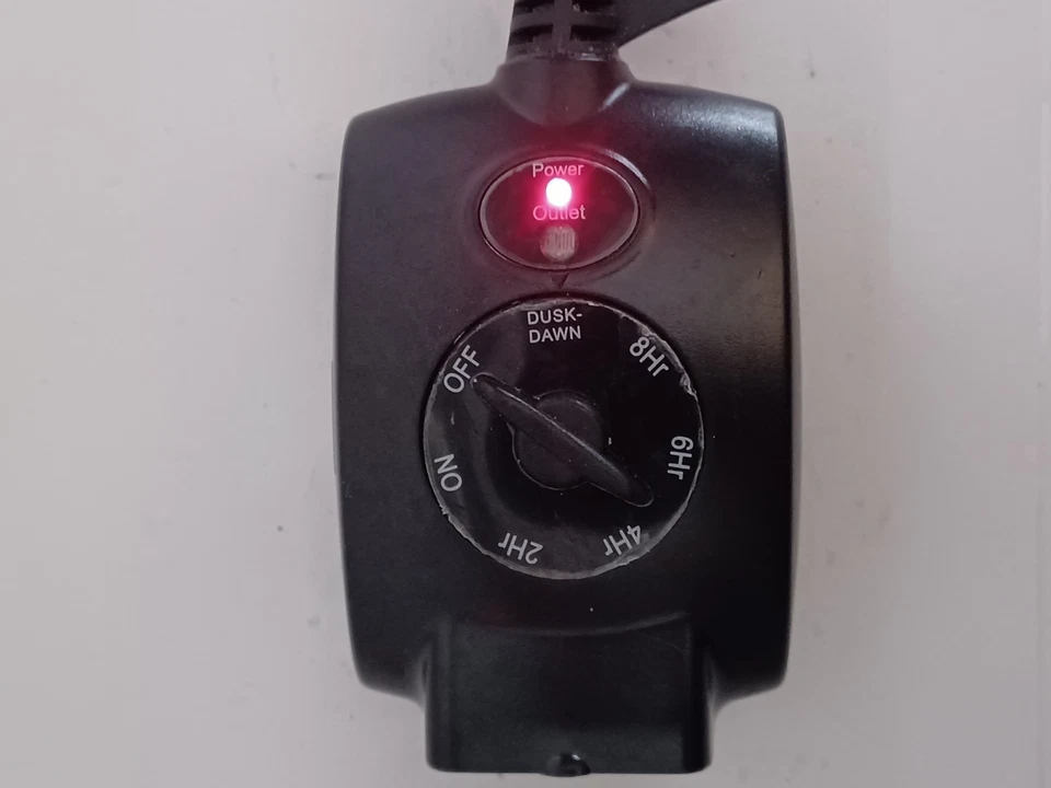 Temporizador de cuenta regresiva mecánico enchufable para exteriores de 15 amperios 24 horas negro  Foto 1 de 4