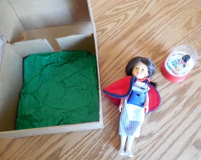 RETIRED  American Girl "Molly's Christmas Box II" w Nurse Doll & Snow Globe - Image 1 of 4