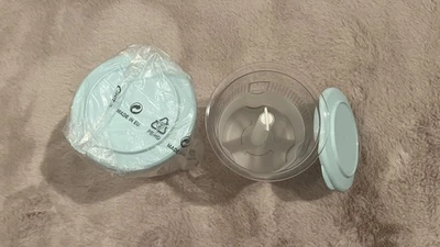 Tupperware Tafelperle Gurkenlift Oliven Pick-Up Pikantus 2er Set aquamarine Neu - Bild 1 von 2