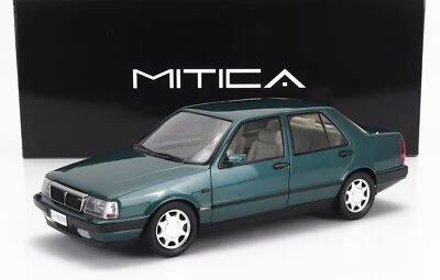 MODELLINO AUTO STATICO LANCIA THEMA TURBO 16V LX 2S 1991 VERDE SCALA 1/18 - Immagine 1 di 4