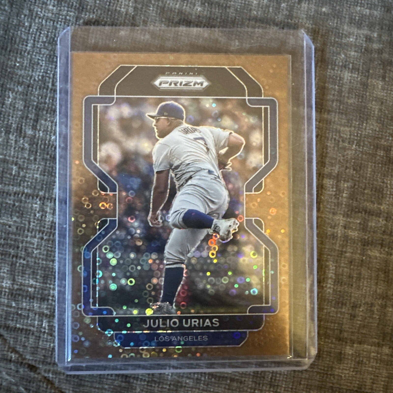 2022 Prizm Baseball Julio Urias 14 /40 Bronze Donut Circles Prizm LA Dodgers