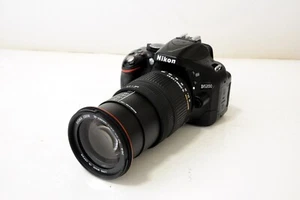 Nikon D5200 DSLR Camera with Sigma 18-200mm f3.5-5.6 Lens - Top camera - Picture 1 of 11