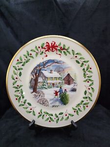 Lenox Holiday Annual Christmas Plate 2000