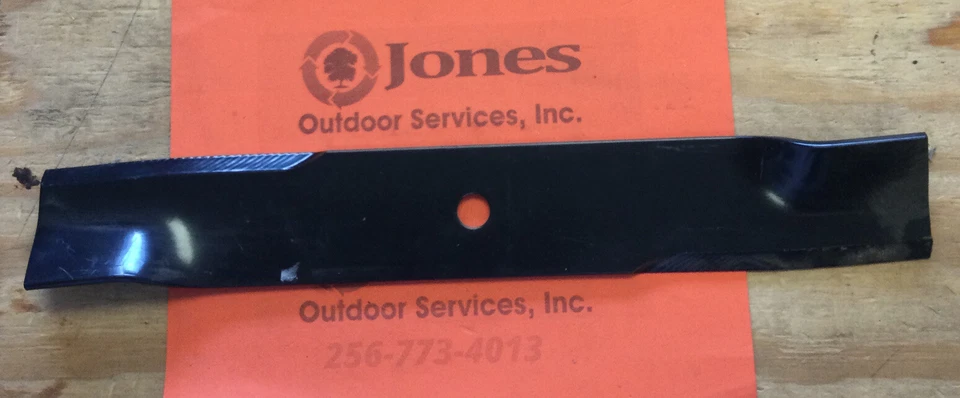 Husqvarna Parte # 581055501 HOJA 17" ELEVACIÓN ALTA Foto 1 de 1