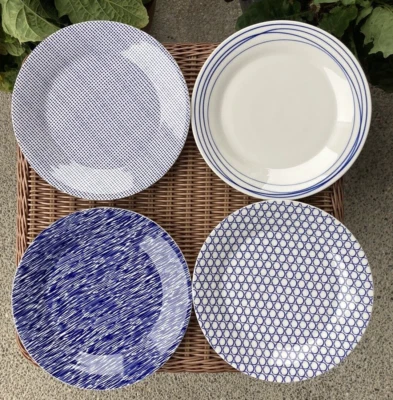 Royal Doulton PACIFIC 4 platos de ensalada bandas azules y blancas círculos de puntos 9 3/8" Foto 1 de 3