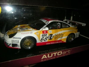 1:18 Autoart Porsche 911 tipo 996 GT3 RSR 2005 FIA edición limitada #68 en embalaje original - Imagen 1 de 1