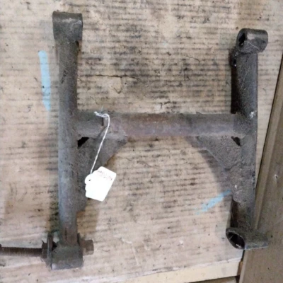 Suzuki T500 Titan Cobra GT500 1968-1977 soporte central servicio principal medio Foto 1 de 4