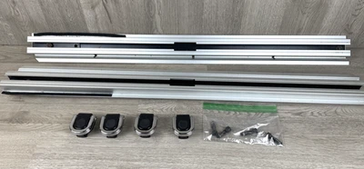 2004-2010 后 HATCH TRUNK FLOOR SLIDING CARGO RAIL & BUCKLE 套装 二手 原始设备制造商 — 第 1/4 张图片