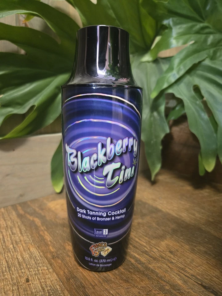 Fiesta Sun Blackberry Tini cóctel bronceado oscuro Foto 1 de 1