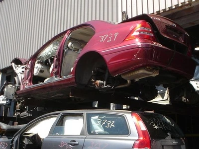 Двигатель ECM 203 тип C240 ID 1121531279 подходит для 03–05 MERCEDES C-CLASS 108047 - Изображение 1 из 4