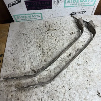 Par de correas para tanque de combustible Datsun 280zx 79-83 soportes de montaje para tanque de gasolina Foto 1 de 4