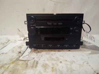 Audio Equipment Radio New Style Single Disc Fits 04 FORD F150 PICKUP 1875911 - Изображение 1 из 4