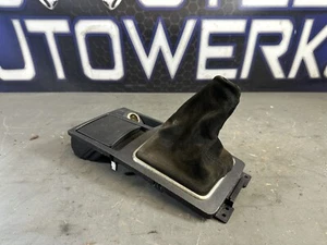 Mitsubishi Lancer Evolution Evo X 2008-2015 consola central palanca de cambios moldura de arranque OEM - Imagen 1 de 4