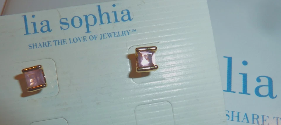 BRINCOS DE JUNHO "PALETA DE CRISTAL" LIA SOPHIA NOVO COM ETIQUETAS - ALEXANDRITA/OURO - Imagem 1 de 1