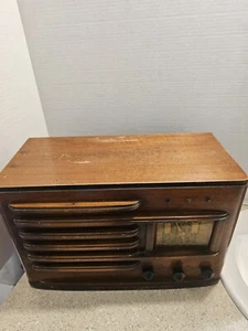 Gabinete de madera radio mesa tubo Emerson modelo DA287 con SW 1939 funciona - Imagen 1 de 17
