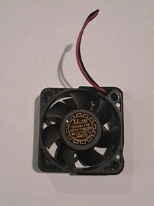 50x50x15mm 12V DC Brushless Cooling Fan - Picture 1 of 2