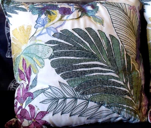  Southern Living Floral 22" Square Decorative Pillow Tropical Flowers Leaves  - Picture 1 of 6