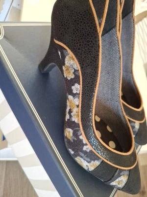 RUBY SHOO SIZE 5 LOW HEEL BLACK FLORAL - Image 1 of 3