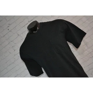 Duluth Trading T-Shirt Mens Size Large Relaxed Fit Black Cotton Front Pocket - Picture 1 of 6
