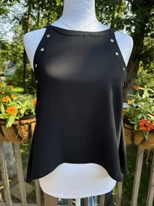Camiseta sin mangas Zara Basic negra tachonada ligera grande para mujer - Imagen 1 de 6