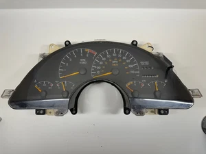 1993-1996 Pontiac Firebird Speedometer Instrument Cluster OEM ZBC 16136034 - Picture 1 of 6