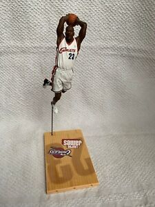 NBA Lebron James Cleveland Cavaliers 2003 McFarlane Basketball Figure