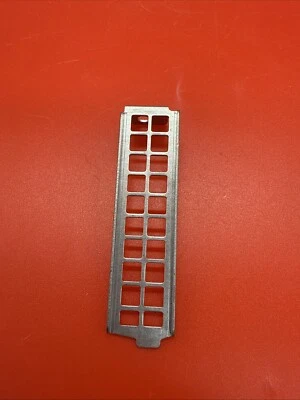 Supermicro 01-SC21767 Caja de E/S Media Altura Panel Tornillo Incluido Foto 1 de 4