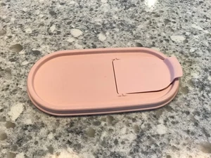 Tupperware Replacement Modular Mates Flip Top Pour Lid Pink Oval #1617 #1618 - Picture 1 of 4