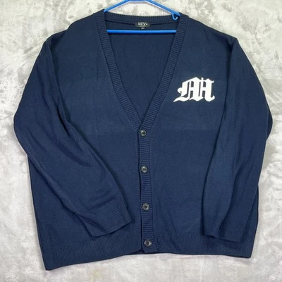 Suéter Boohoo Para Hombre XXL Azul Cuello en V Acrílico 4 Botones Cárdigan Gran Tamaño Preppy Foto 1 de 4