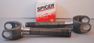 CHEVY DANA 60 UPGRADED 35 SPLINE OUTER AXLE YOKE SHAFT STUB SPICER - BOTH SIDES - Picture 1 of 4
