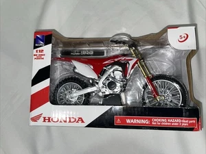 NEW RAY 1:12 Scale Replica HONDA CRF450R CRF 450 Racing Dirt Bike Toy 8" L 2017 - Picture 1 of 22