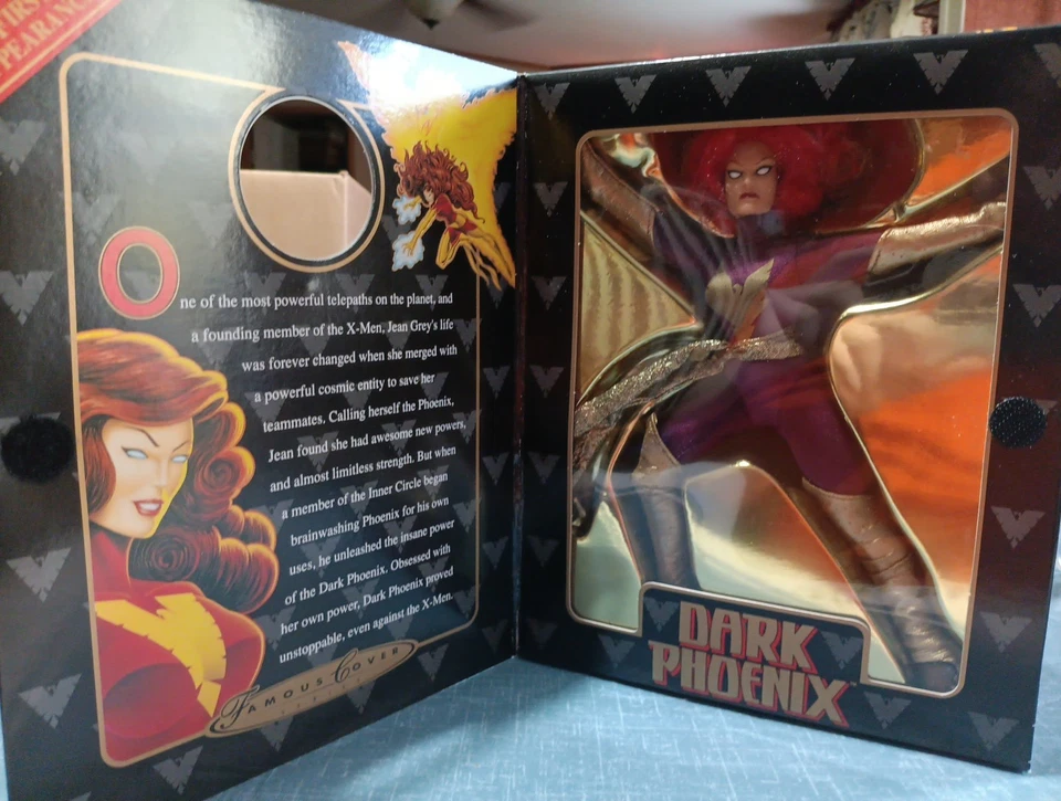 Famous Cover Series Collectible Action Figure Dark Pheonix 8" Figure - Image 1 of 3