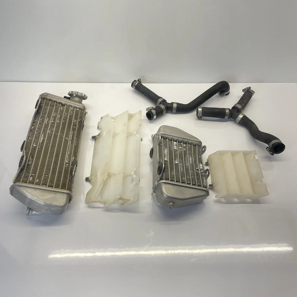 KTM 85SX 2004 motor fabricante de equipos originales enfriador radiador 47035007000 Foto 1 de 4