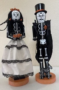 Pareja Cascanueces y Niña Mr Muerte Boy quizás Pier 1 Día de Muertos - Imagen 1 de 24