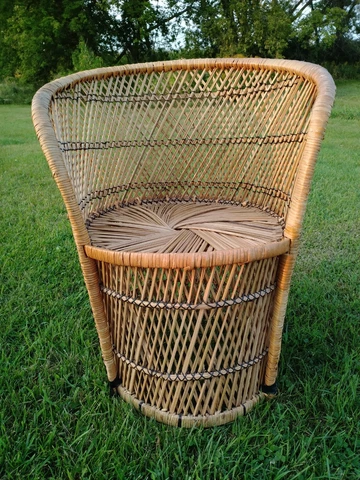 Vintage Bohemian Woven Rattan Wicker Short Back Peacock Barrel Accent Chair 30" Cover