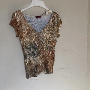 Komarov Women’s Crinkle Top Size M Gold Unique Event Metallic - Picture 1 of 7