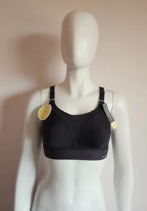 Triumph TriAction Ladies 10163839 Black Extreme Lite Cardio Sports Bra Size 10D - Picture 1 of 6