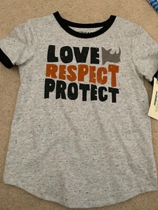 BNWT Genuine Kids Osh Kosh short sleeved “Love Respect Protect” tshirt - 5T - Picture 1 of 7
