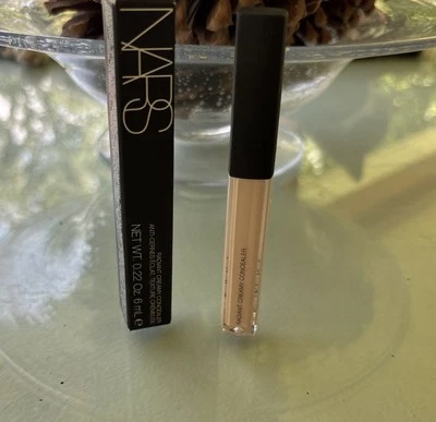 Nars Radiant Creamy Concealer in the Shade of Vanilla Light 2 O.22oz New In Box - Image 1 of 3