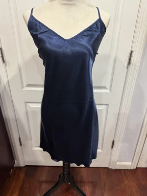 Wmn's Lingerie Satin Nightgown Slip Navy Blue Thin & Soft Sz 3XL 33"Lx23"W - Image 1 of 4