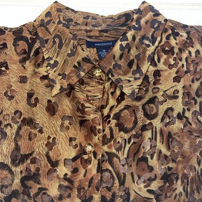 Blusa para mujer Westbound talla 12 estampado animal semi transparente con botones mangas 3/4 Foto 1 de 4