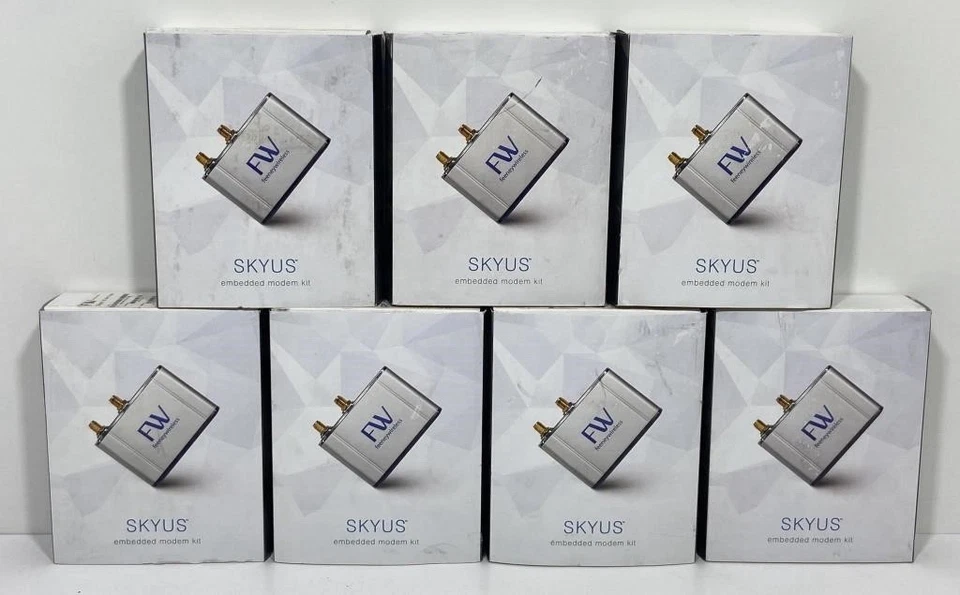 Lote de 7 módems Feeney Wireless Skyus 3G Verizon funcionando M2M kits integrados nuevos de stock Foto 1 de 4