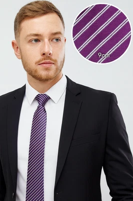 Cravatta Viola Da Uomo In Seta Satinata Classica A Strisce Bianche - Immagine 1 di 2