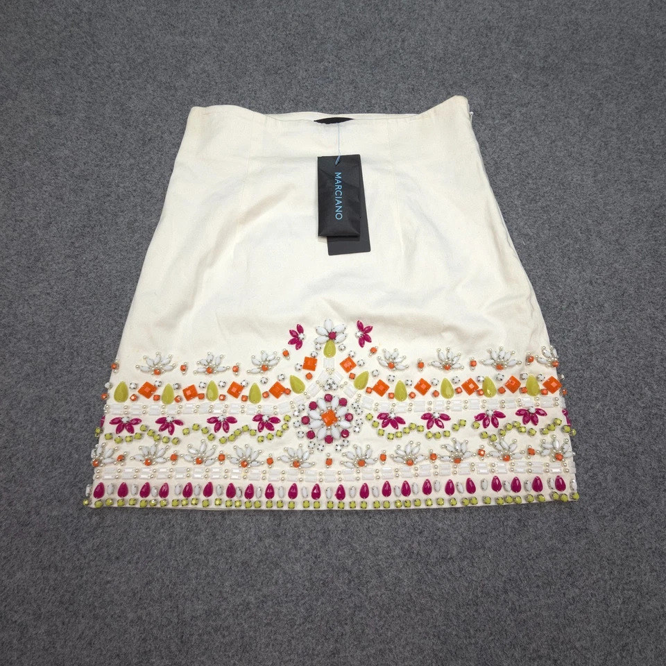 Saia Marciano Feminina 0 Branca Bordada Linha A Strass Verão Tamanho 0 Nova Com Etiqueta - Imagem 1 de 4