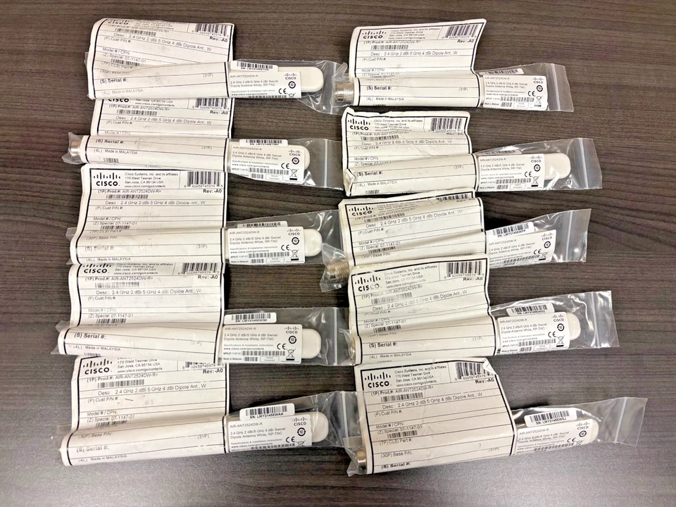 (Lote de 10) Antena dipolo de doble banda genuina Cisco AIR-ANT2524DW-R blanca *NUEVA EN CAJA* Foto 1 de 1