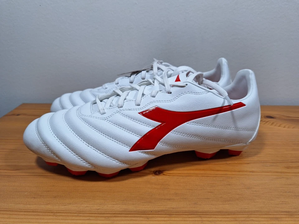 Botines de fútbol terreno firme Diadora 12 BRASIL ELITE 2 R LPU para hombre blancos/rojos nuevos Foto 1 de 4