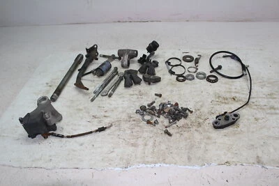 LOTE DE PIEZAS Y HERRAJES SUZUKI GSXR750 96-99 Foto 1 de 4