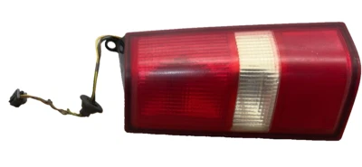 Conjunto de luz trasera derecha Chevy Express 1500 2003-2014 OEM: 84639024 - VER FOTOS Foto 1 de 4