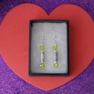 Nice Silver Earrings With Peridot 4.2 Gr. 4.3 Cm. Long + Hooks In Gift Box - Picture 1 of 7