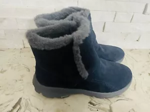 Skechers Womens On The Go Goga Mat Ankle Winter Boots size 9.5 Navy/Gray 14385 - Picture 1 of 7